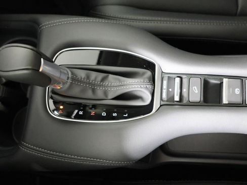 New 2026 Honda HR-V EX-L image 15