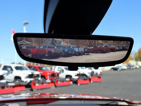 Used 2021 Chevrolet Silverado 1500 High Country w/ Technology Package image 16