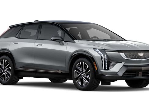 New 2025 Cadillac Optiq Sport 2 w/ LPO, Floor Liner Package image 39