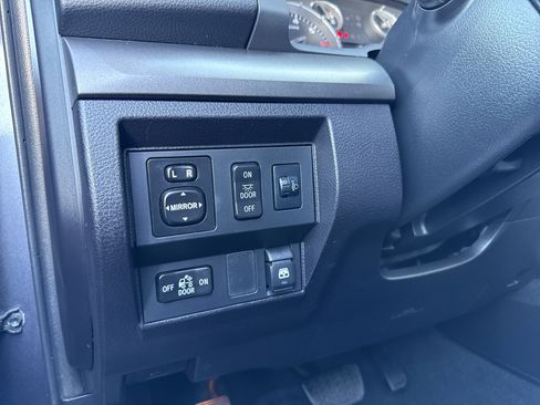 Used 2014 Toyota Tundra SR5 image 19