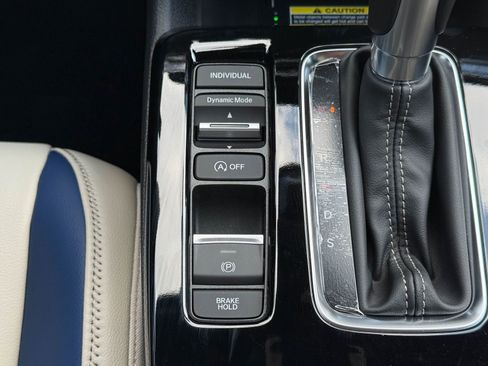 Used 2026 Acura Integra A-Spec FWD image 25