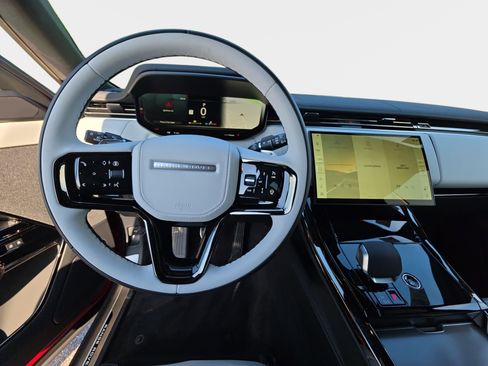 New 2026 Land Rover Range Rover Sport Dynamic SE AWD/4WD image 16