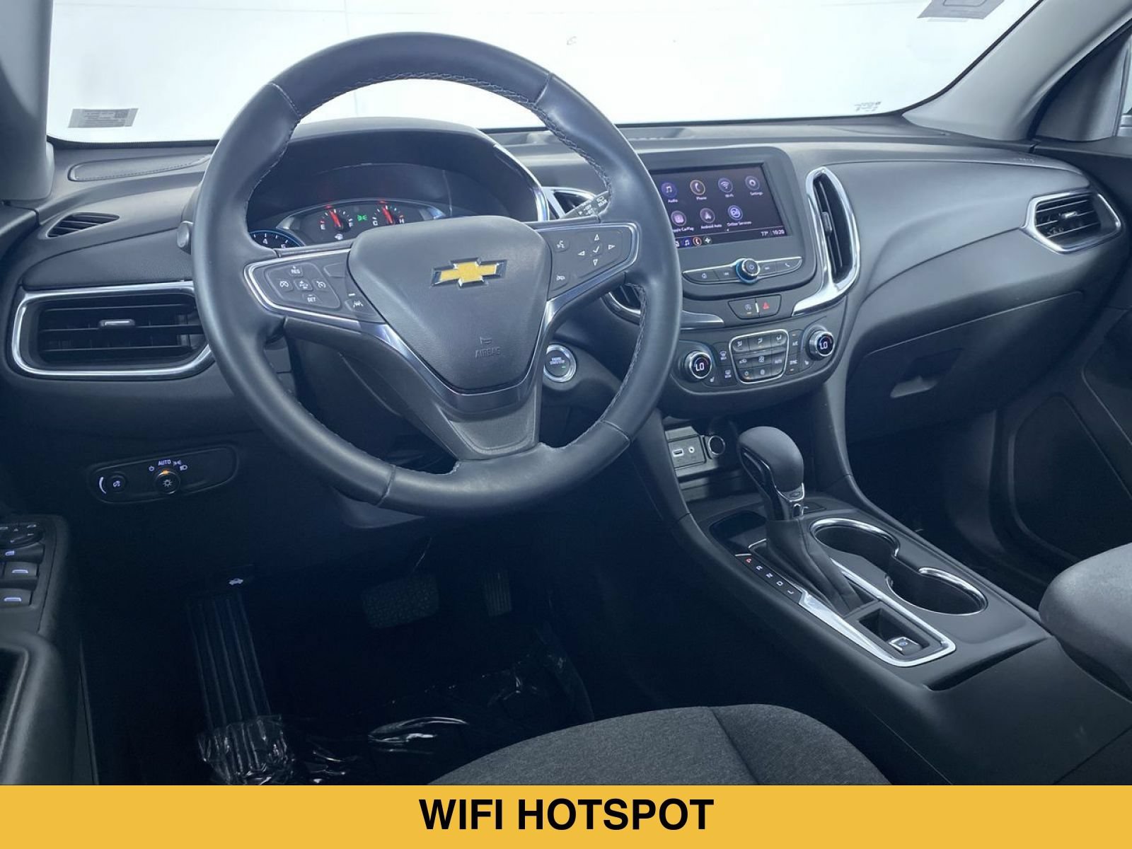Certified 2024 Chevrolet Equinox LT w/ LPO, Floor Liner Package FWD image 2