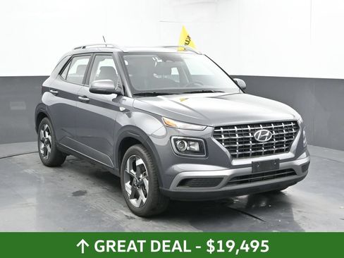 Used 2025 Hyundai Venue SEL FWD image 7