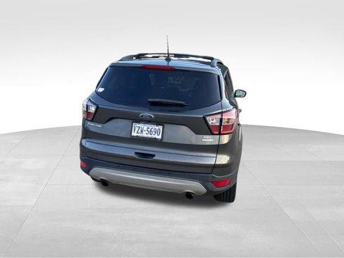 Used 2018 Ford Escape SEL w/ Ford Safe & Smart Package FWD image 15