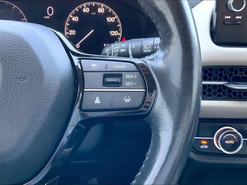 Used 2023 Honda HR-V EX-L image 24