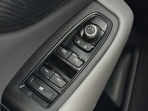 Used 2022 Subaru Outback Premium image 18