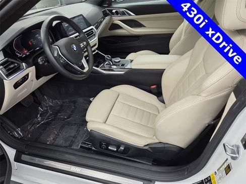 Used 2021 BMW 430i xDrive Coupe w/ Premium Package image 24