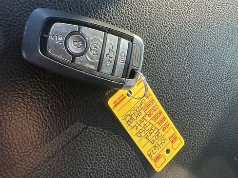 Used 2019 Ford F250 Lariat w/ Lariat Ultimate Package image 8