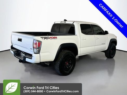 Used 2022 Toyota Tacoma TRD Off-Road w/ TRD Premium Off Road Package image 15