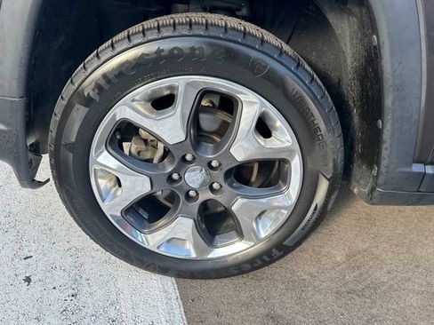 Used 2019 Jeep Compass Limited AWD/4WD image 18