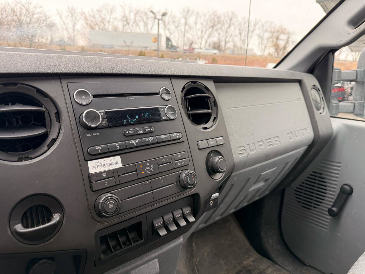 Used 2016 Ford F550 2WD Regular Cab Super Duty image 20