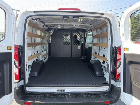 Used 2025 Ford Transit 250 Low Roof w/ Exterior Upgrade Package RWD image 6