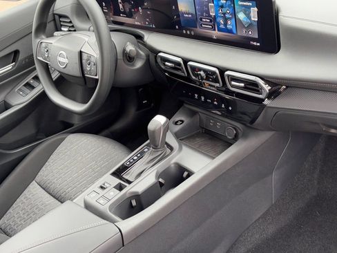 New 2026 Nissan Sentra SV w/ Floor Mat Package FWD image 11