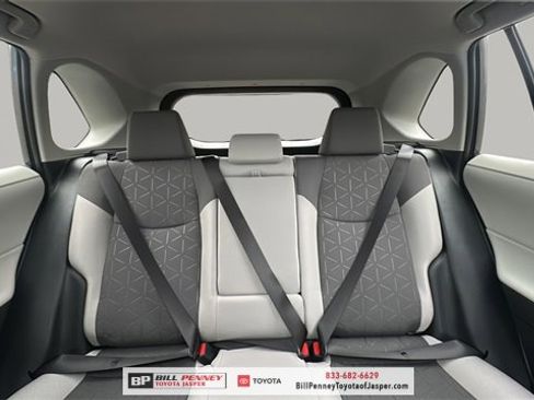 New 2025 Toyota RAV4 XLE image 18