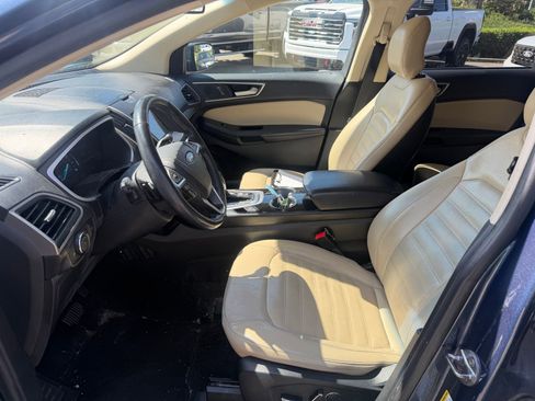 Used 2018 Ford Edge SEL w/ Equipment Group 201A FWD image 10