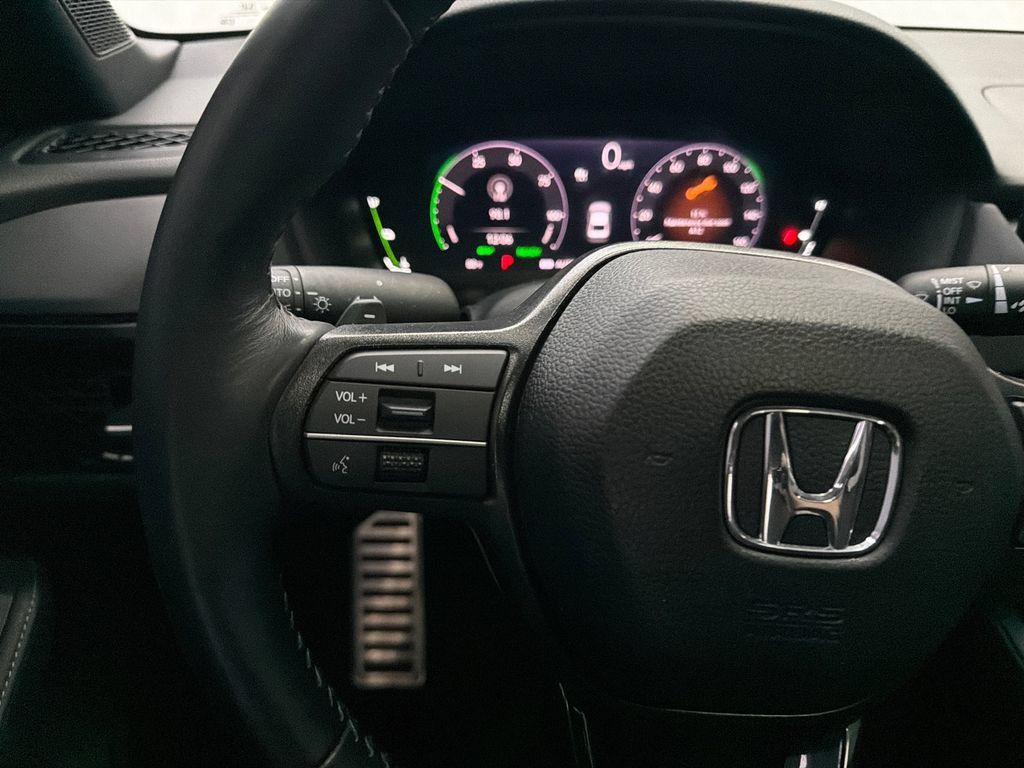 Used 2025 Honda Accord Sport image 24