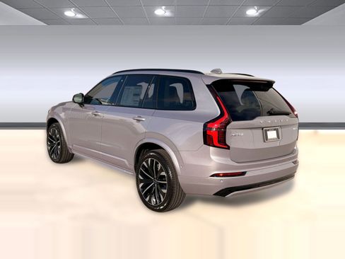 New 2026 Volvo XC90 B6 Ultra w/ Protection Package AWD/4WD image 3