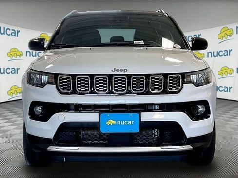 Used 2024 Jeep Compass Limited AWD/4WD image 2