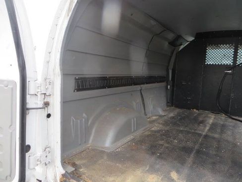 Used 2014 Ford E-150 and Econoline 150 RWD image 17