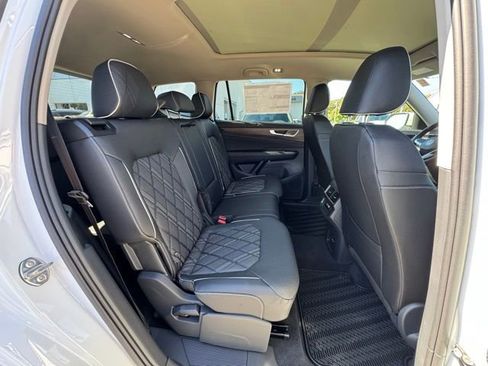 New 2026 Volkswagen Atlas SEL Premium R-Line AWD/4WD image 23