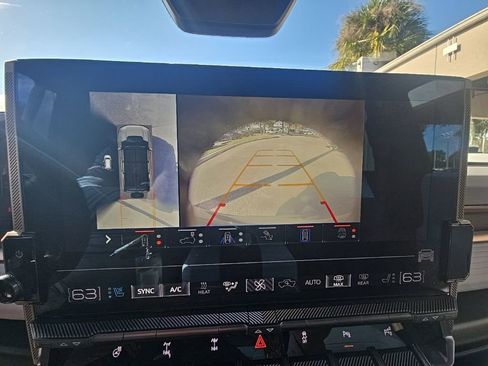 Used 2024 GMC Hummer EV 3X w/ Omega Edition image 28