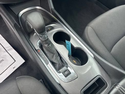 Used 2024 Chevrolet Malibu LT FWD image 17