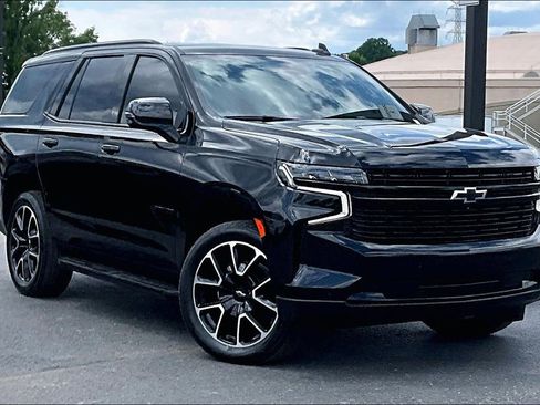 Used 2023 Chevrolet Tahoe RST w/ Luxury Package AWD/4WD image 37