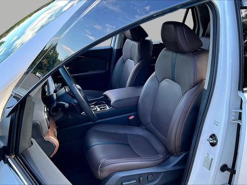 Used 2024 Honda Pilot Elite image 17