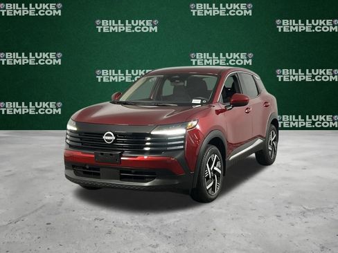 Used 2025 Nissan Kicks SV image 4