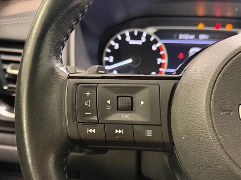 Used 2023 Nissan Rogue SL image 23