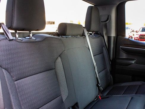 Used 2022 Chevrolet Silverado 1500 LT image 37