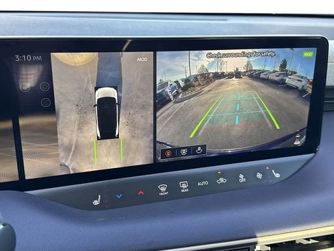 New 2026 Nissan Leaf Platinum+ w/ Cargo Package (Platinum+) image 13