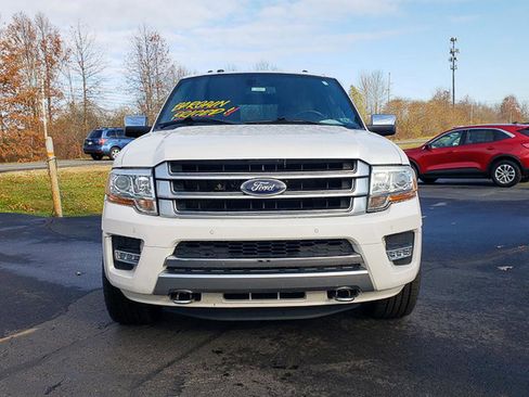 Used 2017 Ford Expedition EL Platinum image 2