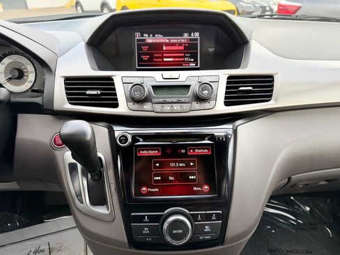Used 2016 Honda Odyssey EX-L image 34