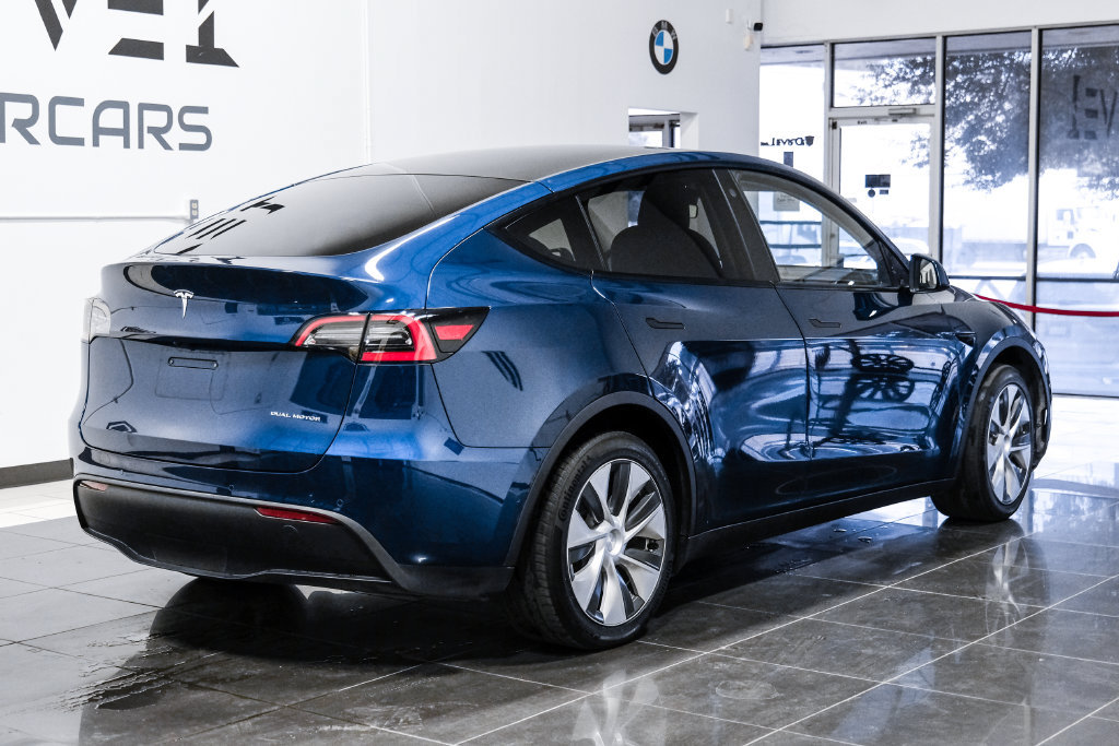 Used 2021 Tesla Model Y Long Range AWD/4WD image 9