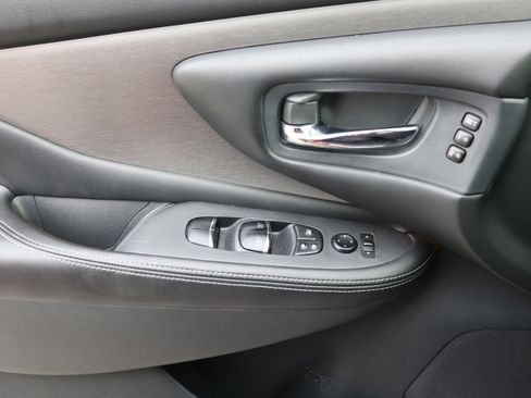 Used 2019 Nissan Murano SL w/ SL Technology Package image 12