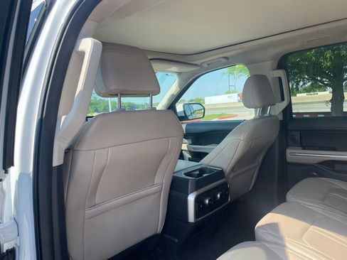 Used 2024 Ford Expedition Max Limited RWD image 22