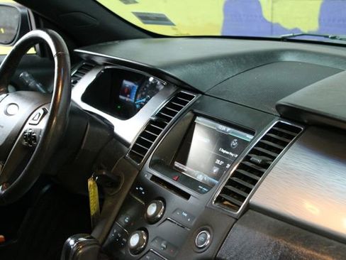 Used 2014 Ford Taurus SEL w/ Equipment Group 201A image 10