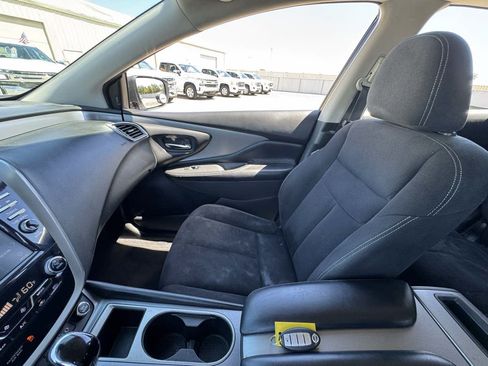 Used 2020 Nissan Murano SV FWD image 32