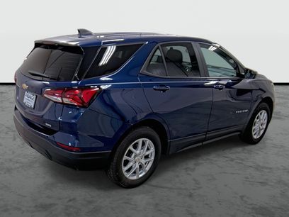 Used 2023 Chevrolet Equinox LS w/ LS Convenience Package