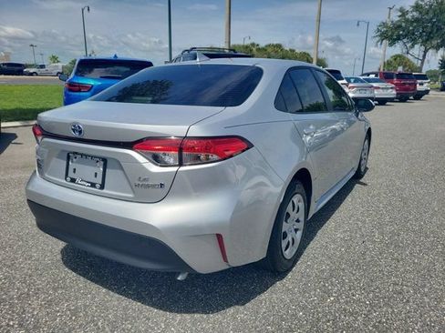 Used 2024 Toyota Corolla LE FWD image 4