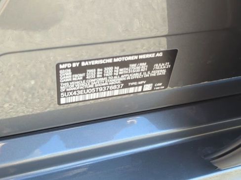 New 2026 BMW X5 xDrive50e image 22