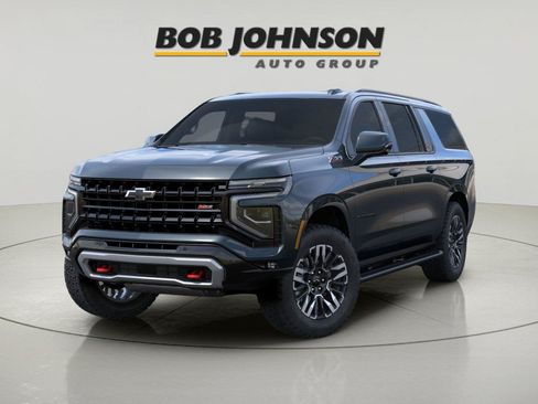 New 2026 Chevrolet Suburban Z71 w/ Comfort Package AWD/4WD image 3