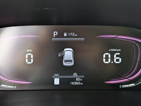 Certified 2024 Kia Soul LX FWD image 33