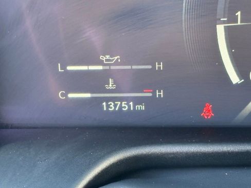 Used 2024 Lexus GX 550 w/ Accessory Package (2T) image 17