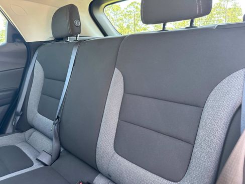 Used 2023 Chevrolet TrailBlazer LS FWD image 13