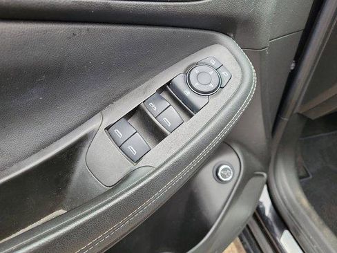 Used 2022 Buick Encore GX Select w/ Sport Touring Package image 17