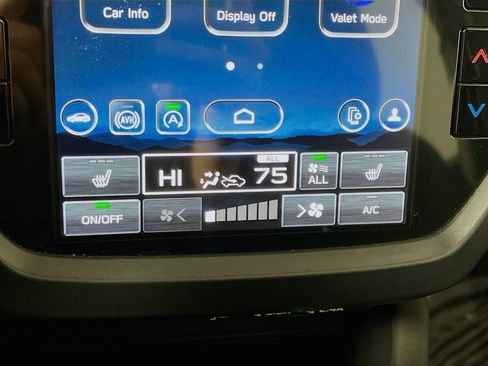 Used 2025 Subaru Forester Premium w/ Convenience Package #2 image 15