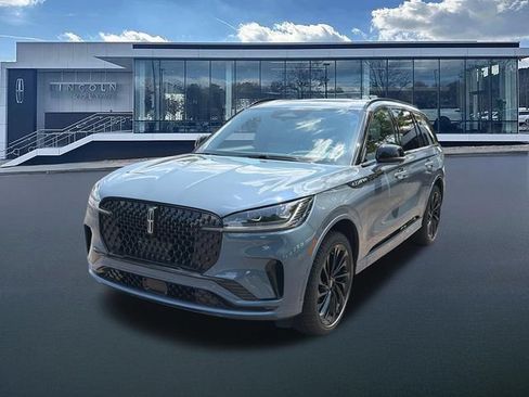 New 2026 Lincoln Aviator Reserve AWD/4WD image 3
